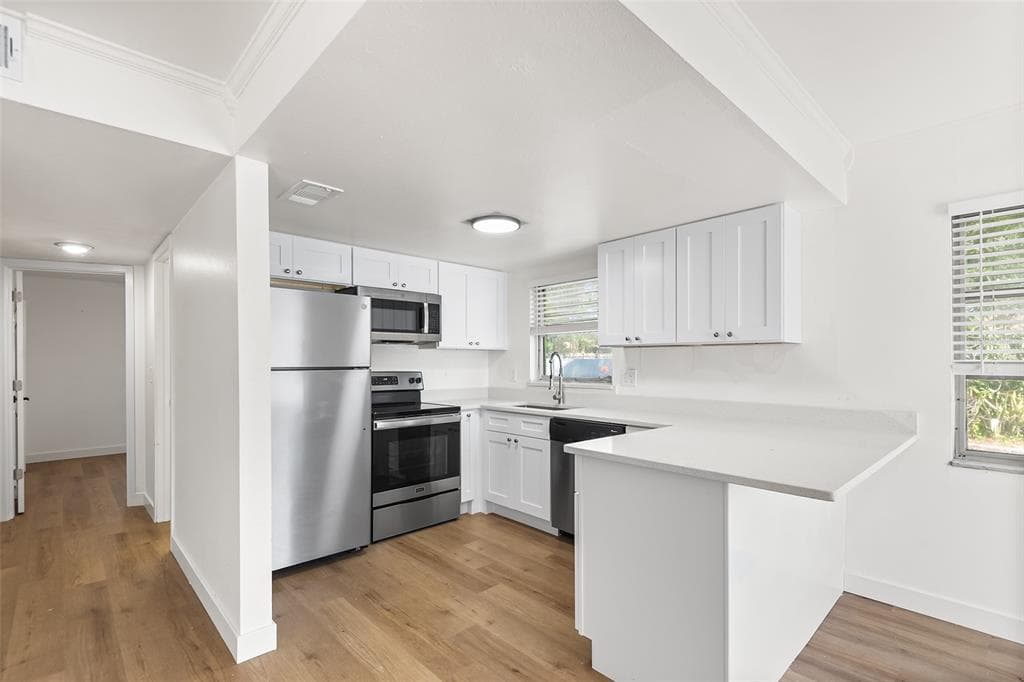 555 62ND STREET S # 110, ST PETERSBURG, FL 33707 — zdjęcie 3