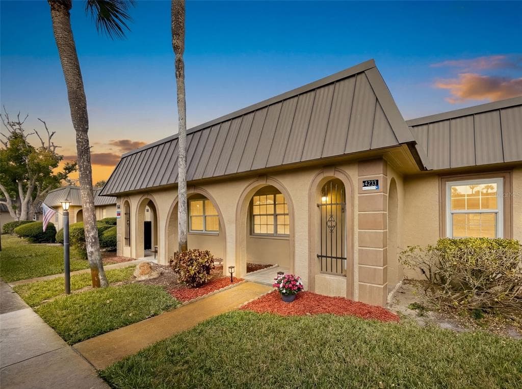 4233 STRATFORD DRIVE # D, NEW PORT RICHEY, FL 34652 — zdjęcie 2