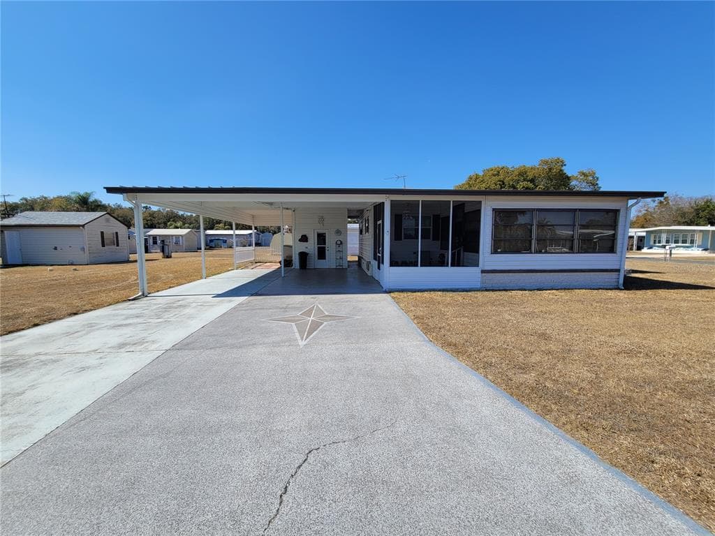 39438 ROCKFORD AVENUE, ZEPHYRHILLS, FL 33542