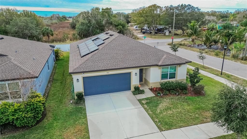 901 GOLDEN SHINER AVENUE, RUSKIN, FL 33570