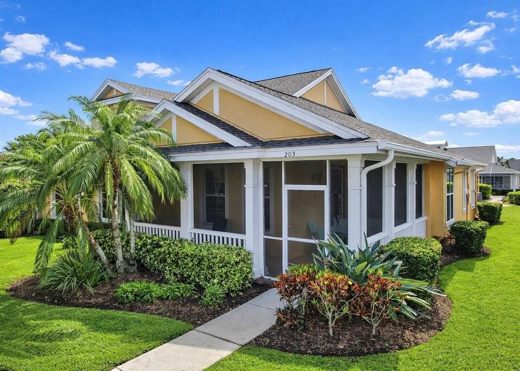 203 OCEANIA COURT, APOLLO BEACH, FL 33572