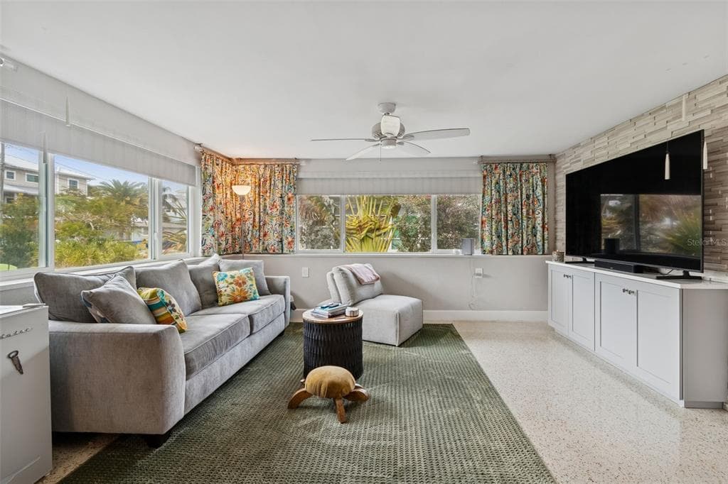 2427 BAYWOOD DRIVE W, DUNEDIN, FL 34698 — zdjęcie 3