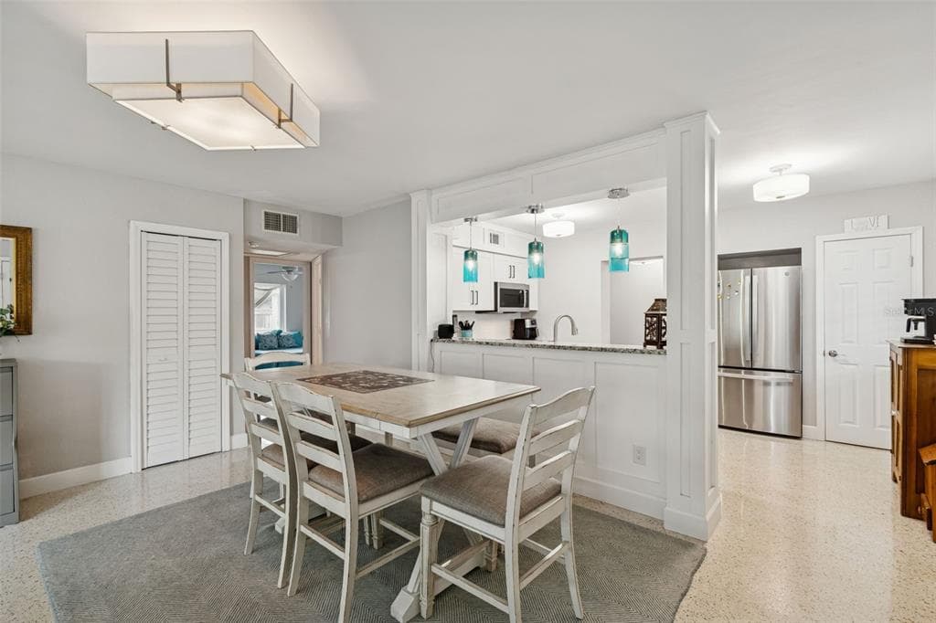 2427 BAYWOOD DRIVE W, DUNEDIN, FL 34698 — zdjęcie 4