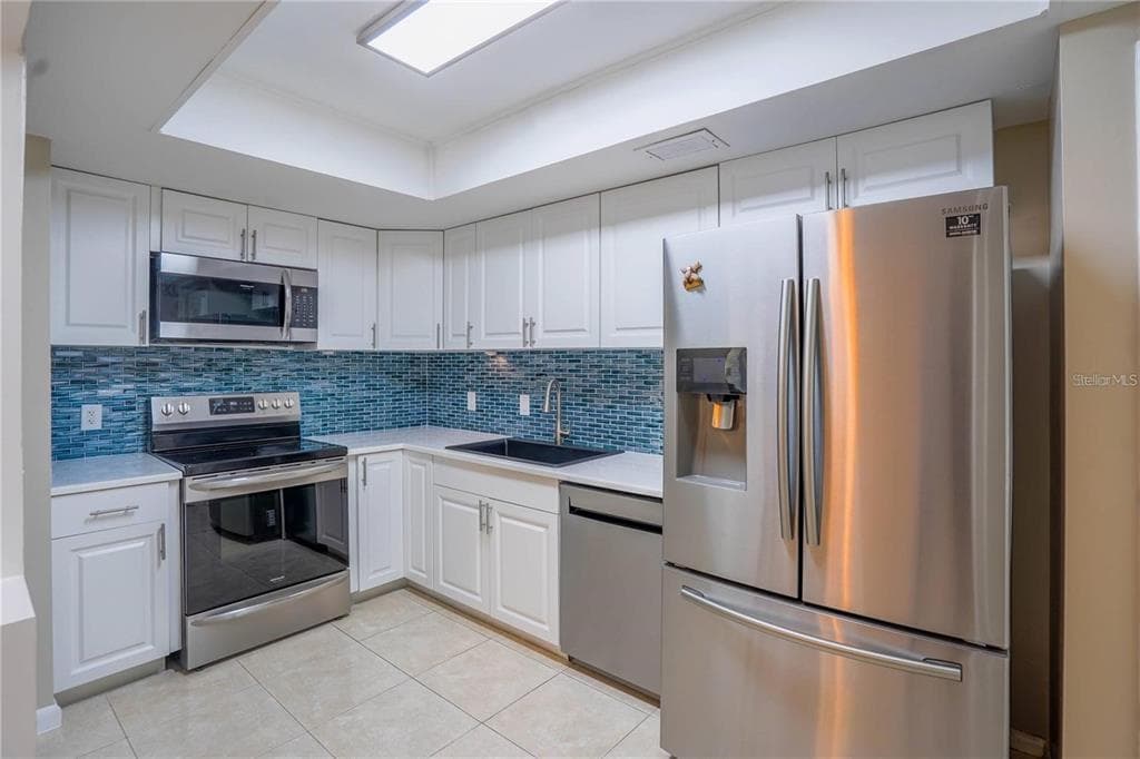 7100 SUNSHINE SKYWAY LANE S # 201, ST PETERSBURG, FL 33711 — zdjęcie 3
