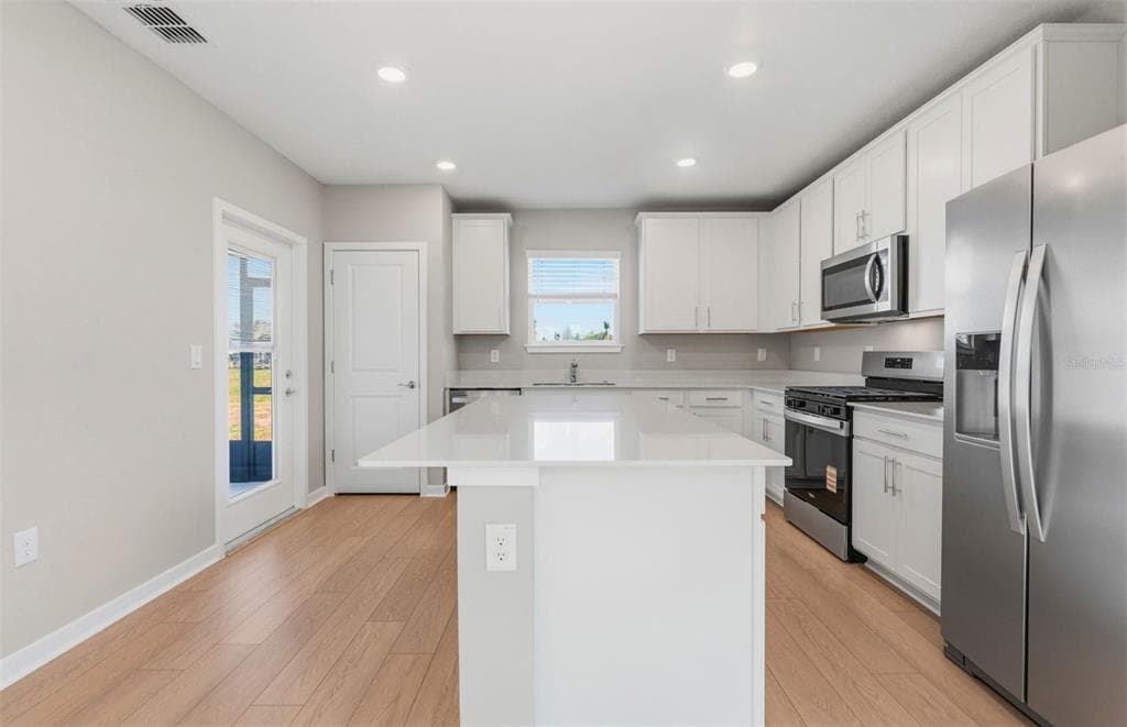 3045 WINDSWEPT WAY, WILDWOOD, FL 34785 — zdjęcie 4