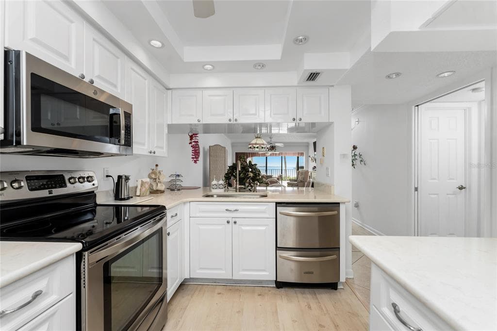 1551 BEACH ROAD # 204, ENGLEWOOD, FL 34223 — zdjęcie 5