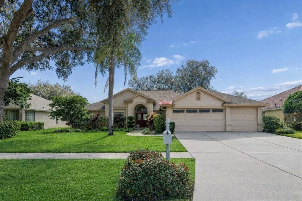16711 LONGLEAT DRIVE, LUTZ, FL 33549