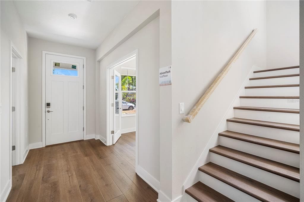 5633 DARTMOUTH AVENUE N, ST PETERSBURG, FL 33710 — zdjęcie 4