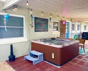 604 7TH AVENUE SW, LARGO, FL 33770 — zdjęcie 4
