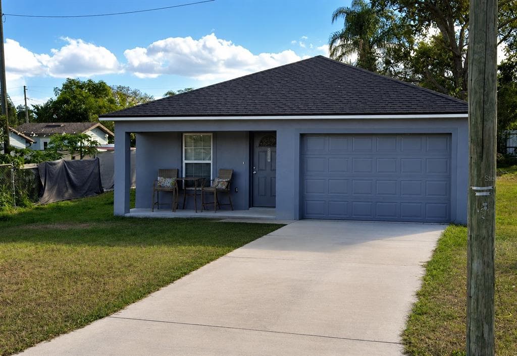 2117 WINGER AVENUE, HAINES CITY, FL 33844