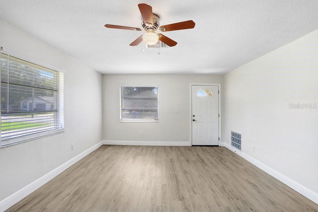 3166 DOWNING STREET, CLEARWATER, FL 33759 — zdjęcie 4
