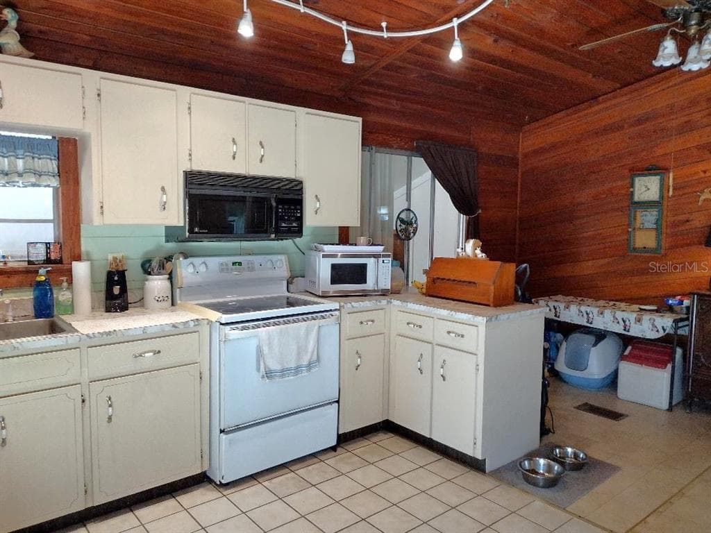 1916 LAUREL AVENUE, BUNNELL, FL 32110 — zdjęcie 4