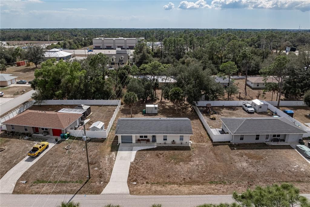 17235 URSULA AVENUE, PORT CHARLOTTE, FL 33954 — zdjęcie 2