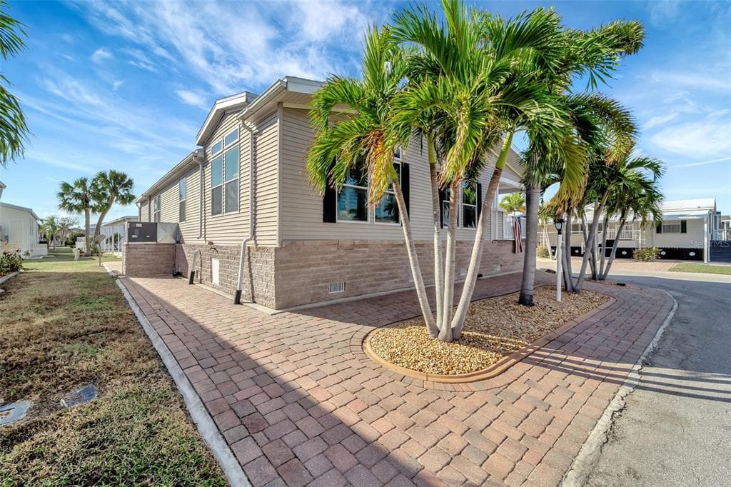 16 COPENHAGEN AVENUE, PUNTA GORDA, FL 33950 — zdjęcie 5