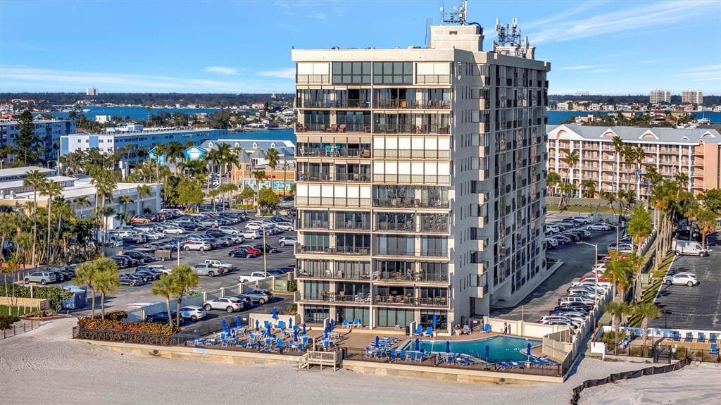 5396 GULF BOULEVARD # 407, ST PETE BEACH, FL 33706 — zdjęcie 4