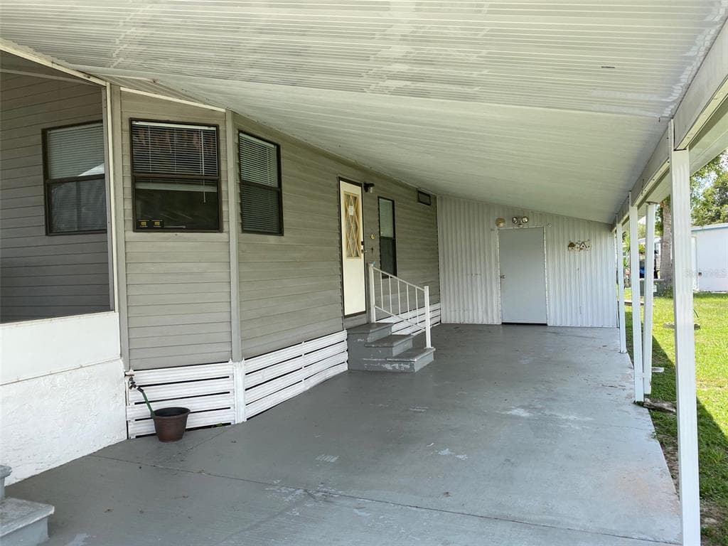 38210 WILLIAMS AIRE STREET, DADE CITY, FL 33525 — zdjęcie 2