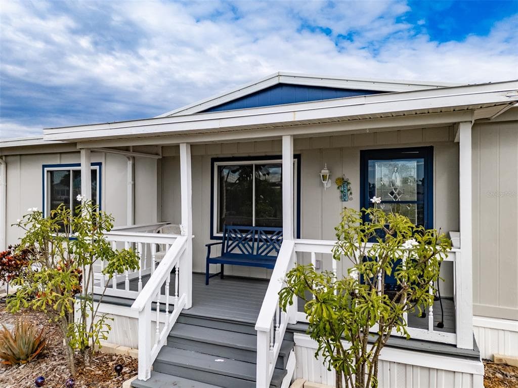 143 E SAINT ANNES CIR, APOLLO BEACH, FL 33572 — zdjęcie 4