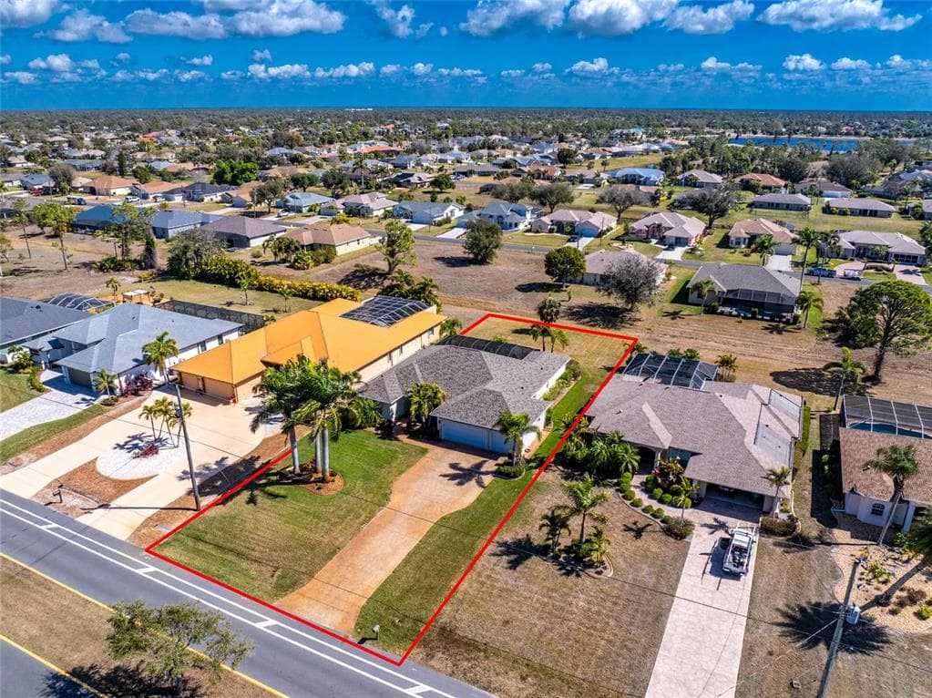 250 ROTONDA BOULEVARD N, ROTONDA WEST, FL 33947 — zdjęcie 2