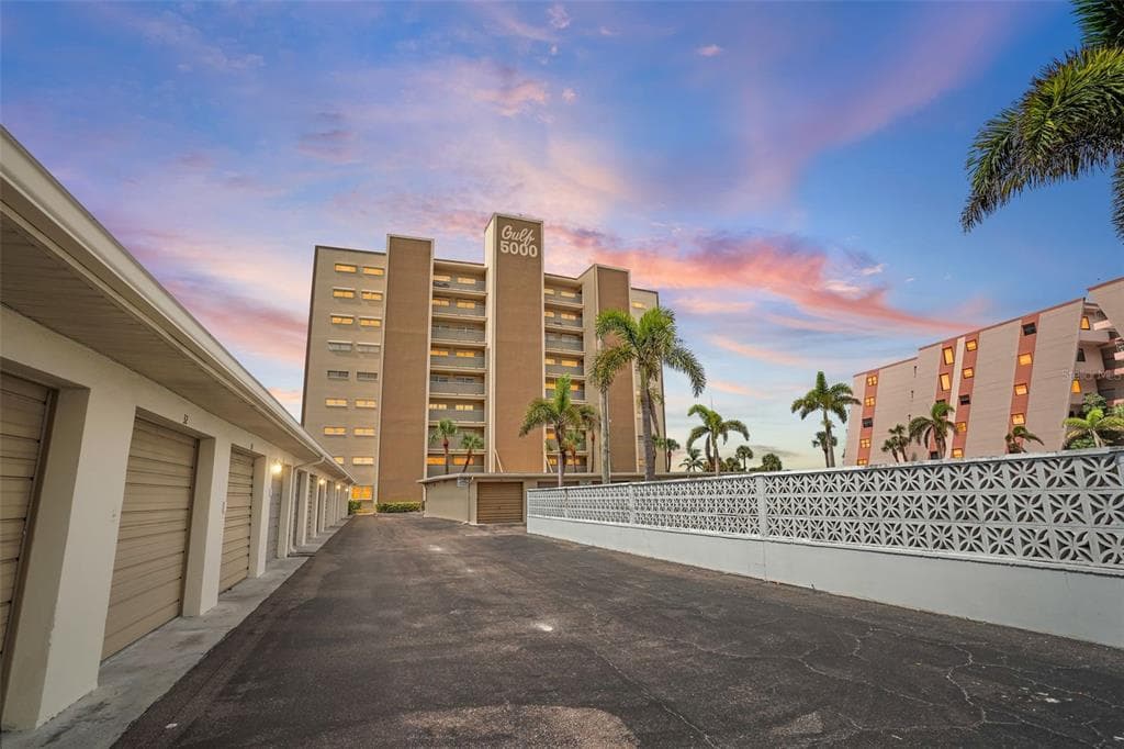 5000 GULF BOULEVARD # 304, ST PETE BEACH, FL 33706