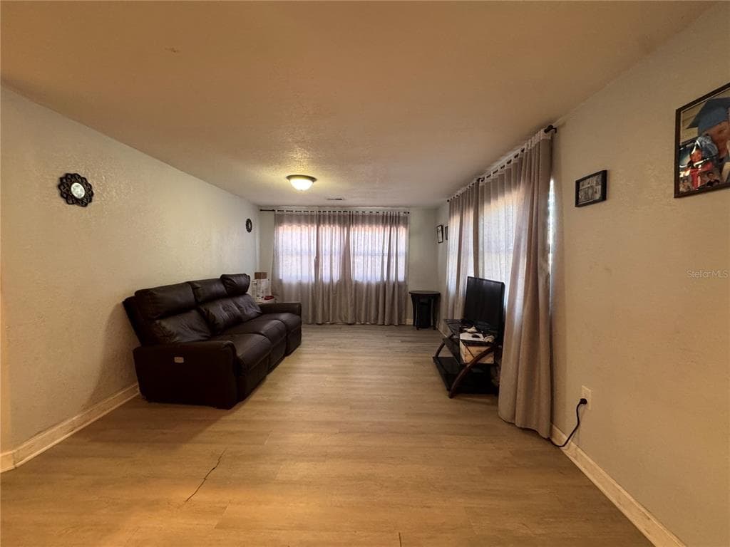 7647 SHANNON LANE, ZEPHYRHILLS, FL 33540 — zdjęcie 3