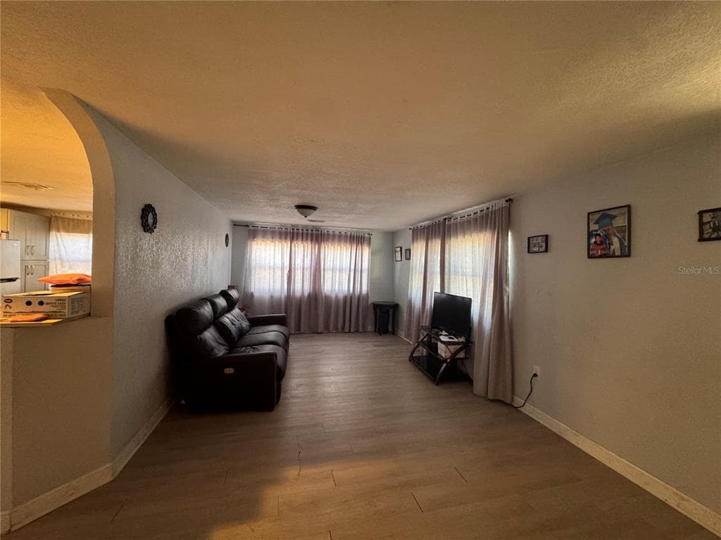 7647 SHANNON LANE, ZEPHYRHILLS, FL 33540 — zdjęcie 4