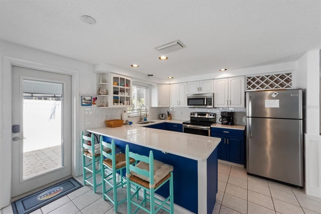 5807 DE PALMAS AVENUE, HOLMES BEACH, FL 34217 — zdjęcie 5