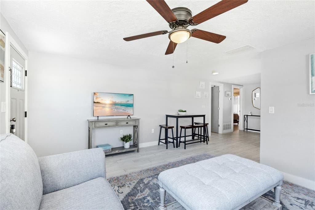 5320 MOELLER AVENUE, SARASOTA, FL 34233 — zdjęcie 3