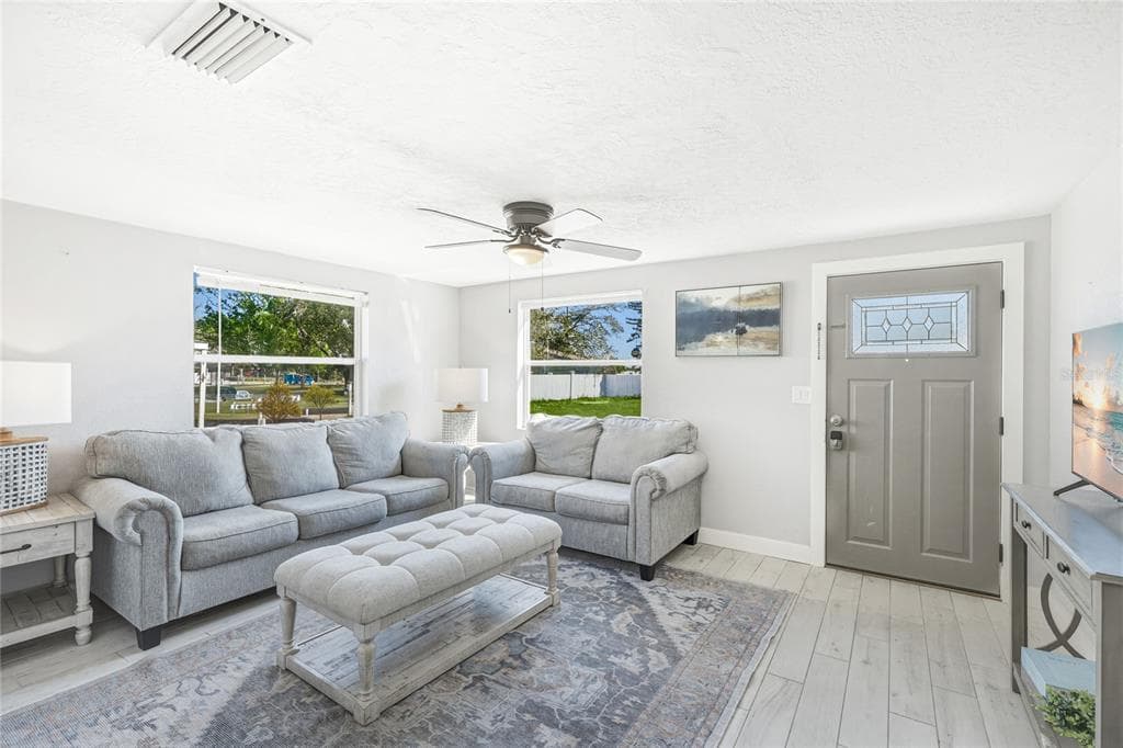 5320 MOELLER AVENUE, SARASOTA, FL 34233 — zdjęcie 4