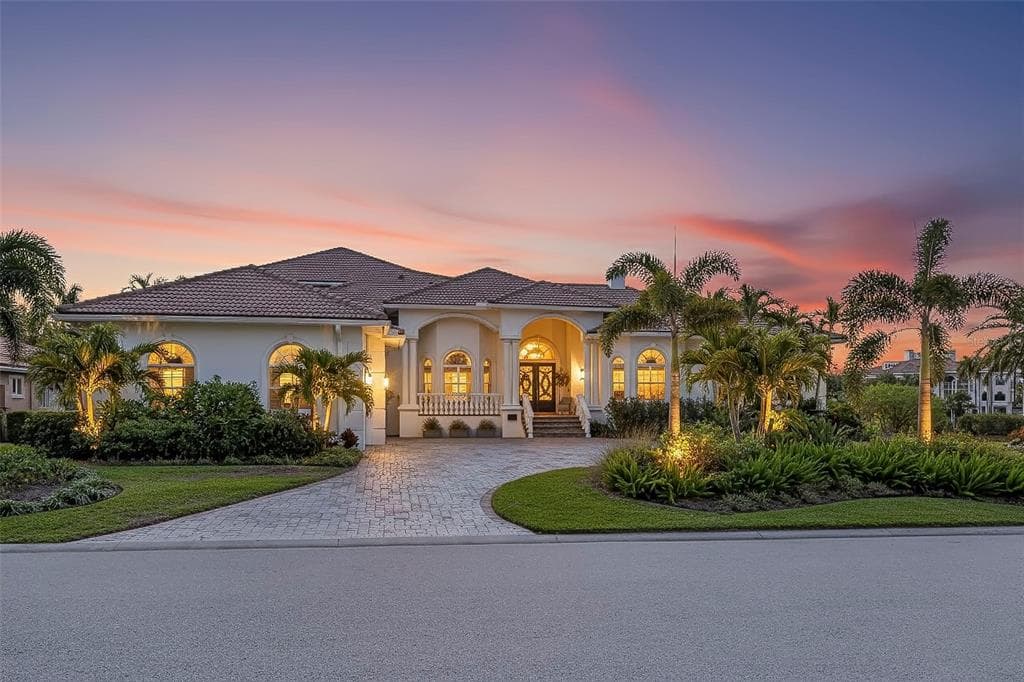 5264 61ST AVENUE S, ST PETERSBURG, FL 33715