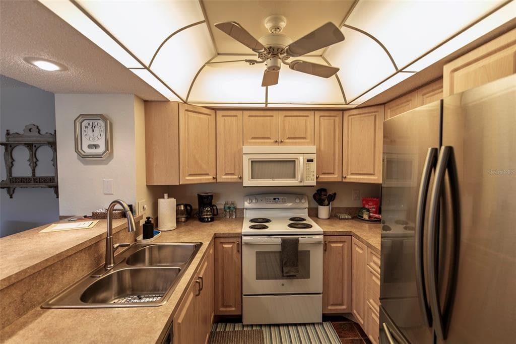 19505 QUESADA AVENUE # AA105, PORT CHARLOTTE, FL 33948 — zdjęcie 3