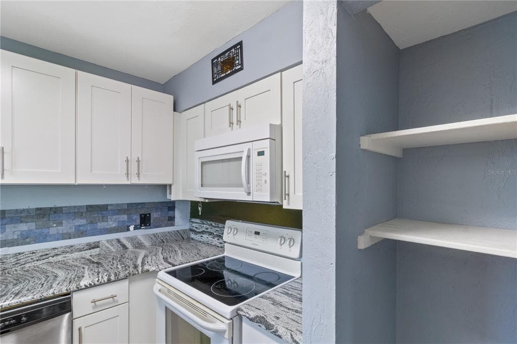 1836 N CRYSTAL LAKE DRIVE # 19, LAKELAND, FL 33801 — zdjęcie 4