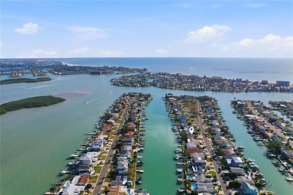 541 LILLIAN DRIVE, MADEIRA BEACH, FL 33708 — zdjęcie 2
