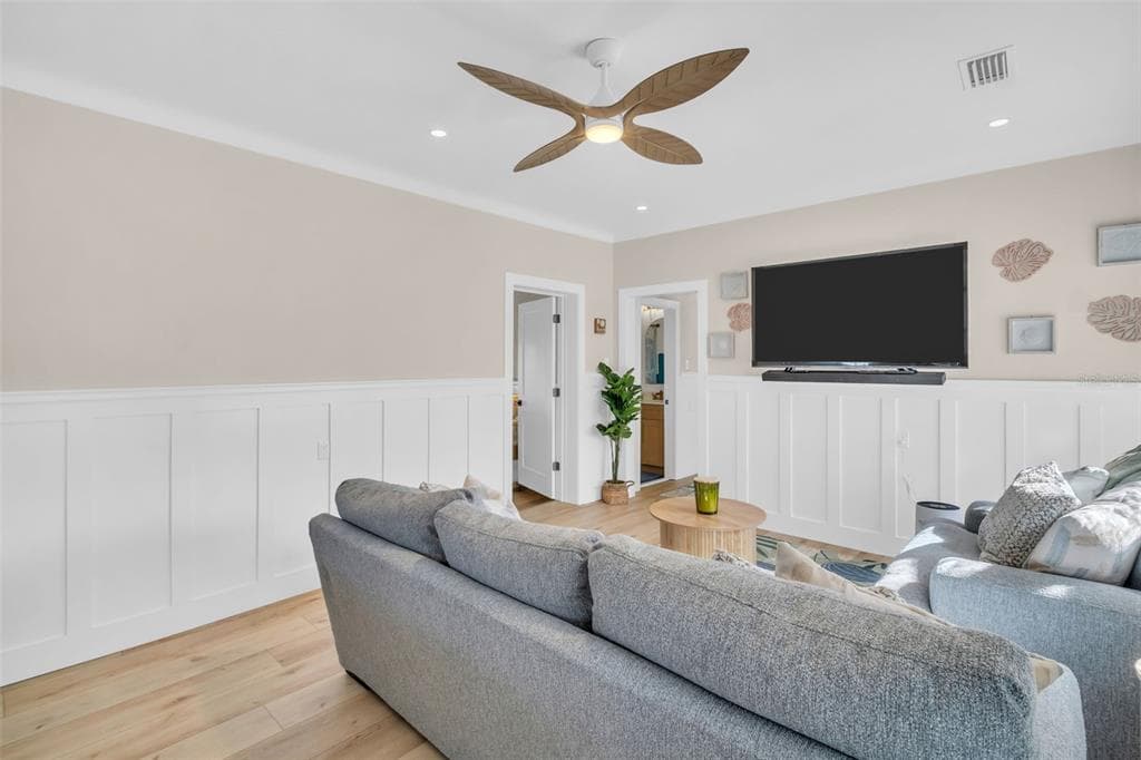 16613 GULF BOULEVARD, NORTH REDINGTON BEACH, FL 33708 — zdjęcie 5