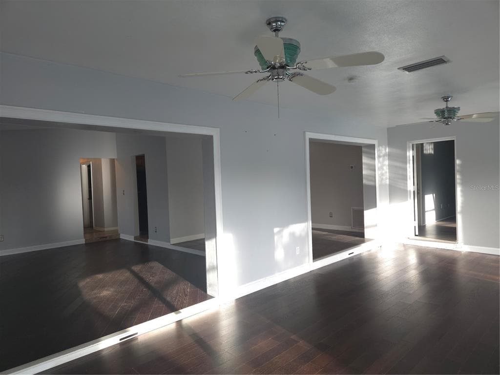 2075 N KEENE ROAD, CLEARWATER, FL 33755 — zdjęcie 5