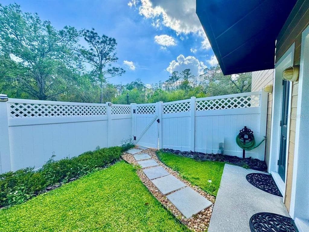14541 COTSWOLDS DRIVE # B, TAMPA, FL 33626 — zdjęcie 2