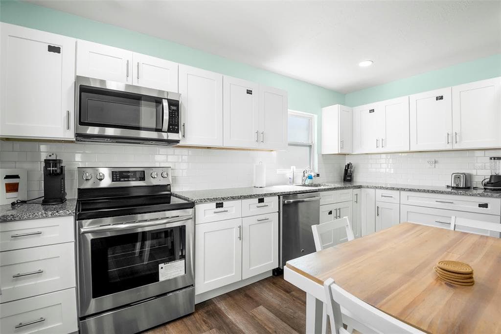1613 N MARTIN LUTHER KING JR AVENUE, CLEARWATER, FL 33755 — zdjęcie 2