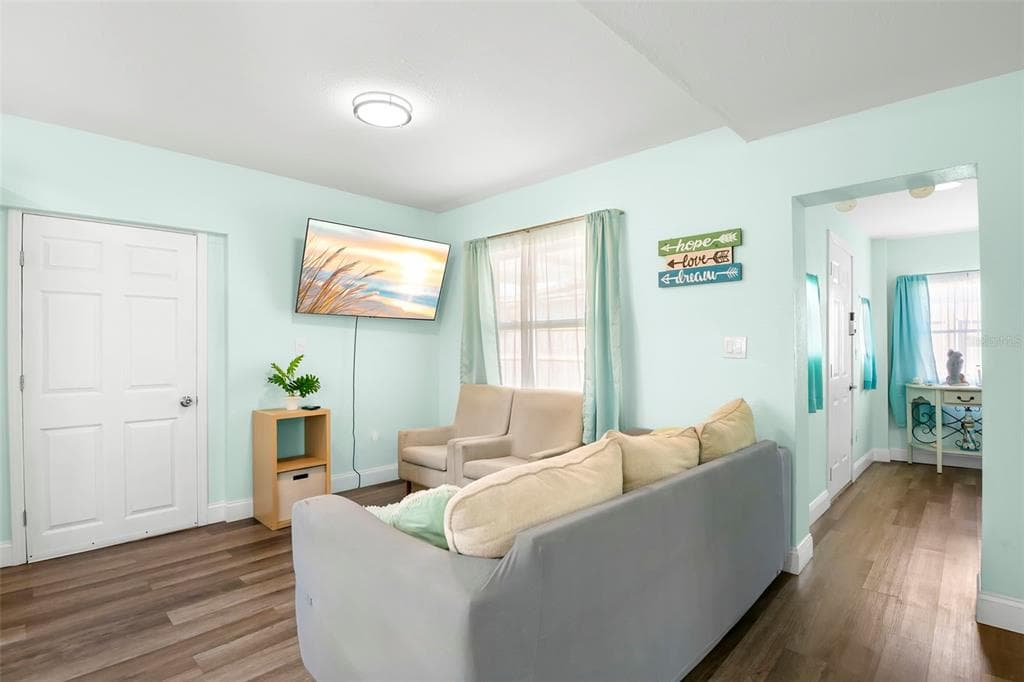 1613 N MARTIN LUTHER KING JR AVENUE, CLEARWATER, FL 33755 — zdjęcie 5