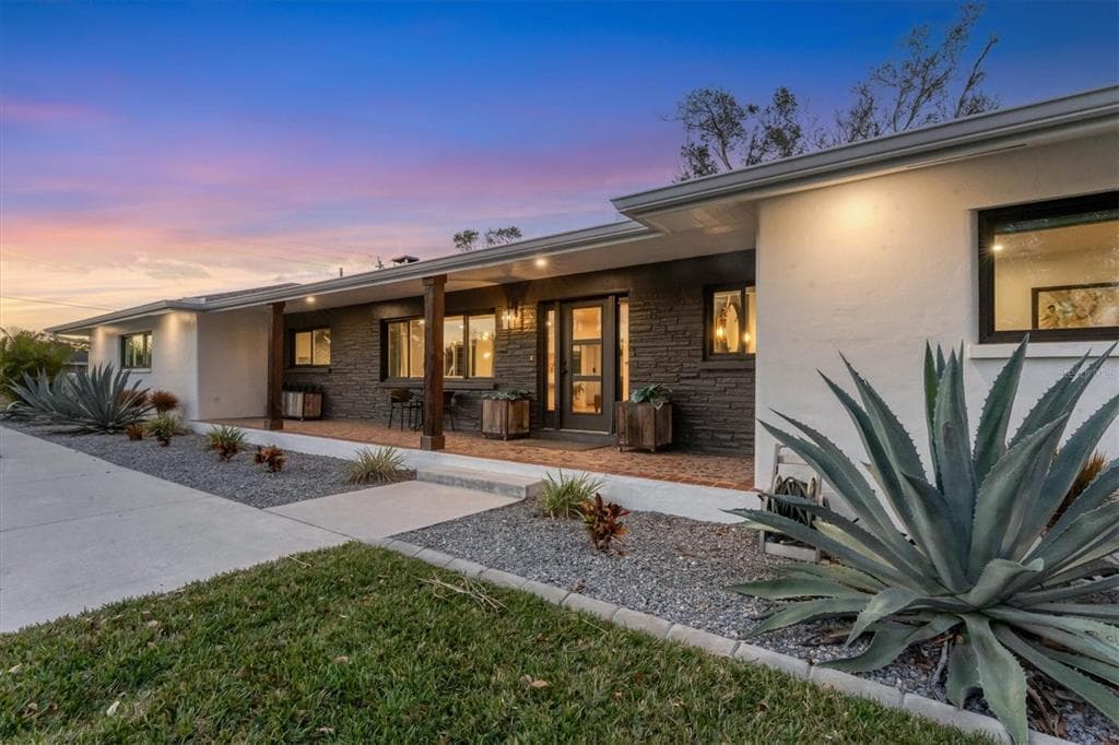 2411 VALENCIA DRIVE, SARASOTA, FL 34239 — zdjęcie 2