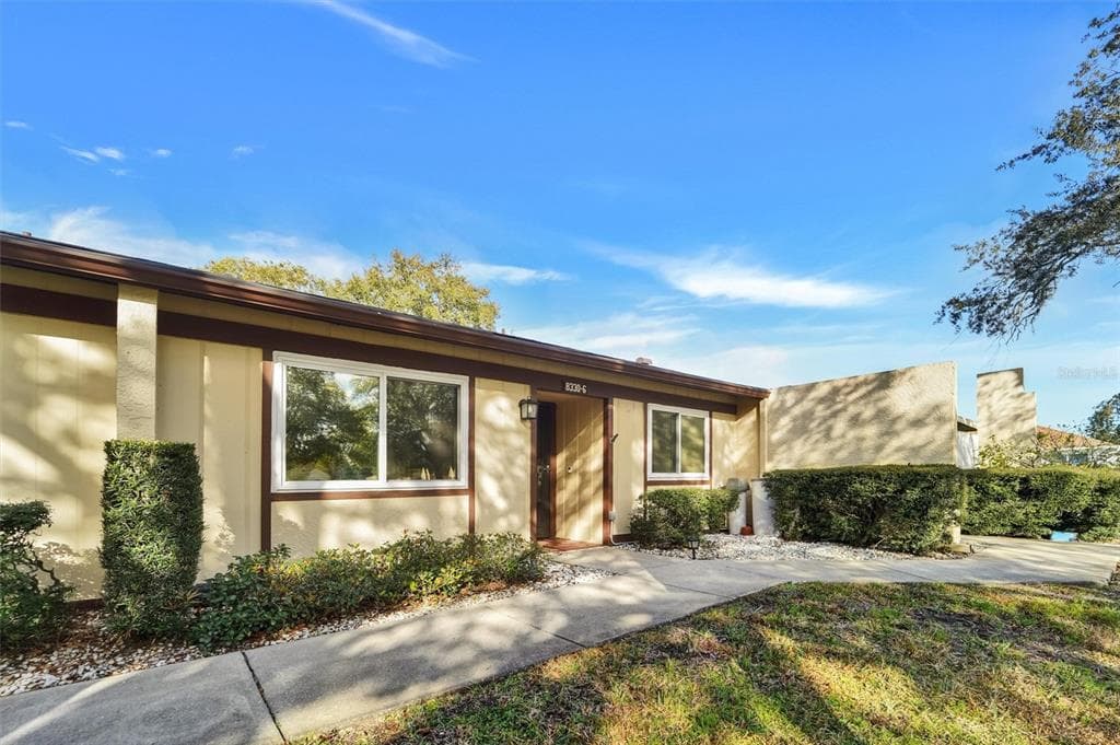 8330 HIGH POINT CIRCLE # 6, PORT RICHEY, FL 34668 — zdjęcie 5