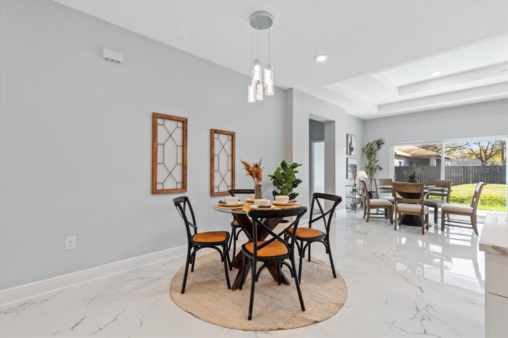 6605 24TH AVENUE S, TAMPA, FL 33619 — zdjęcie 5