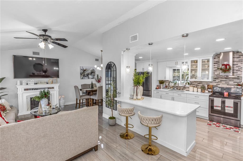 1390 SAN CARLOS AVENUE, DELTONA, FL 32738 — zdjęcie 2