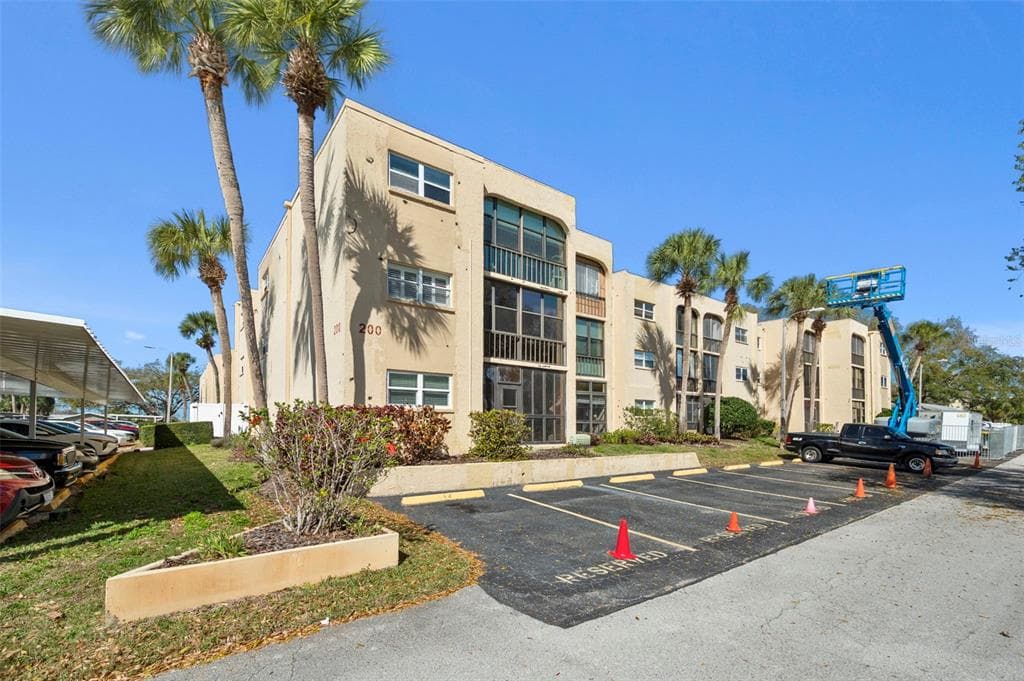 11485 OAKHURST ROAD # 200-208, LARGO, FL 33774