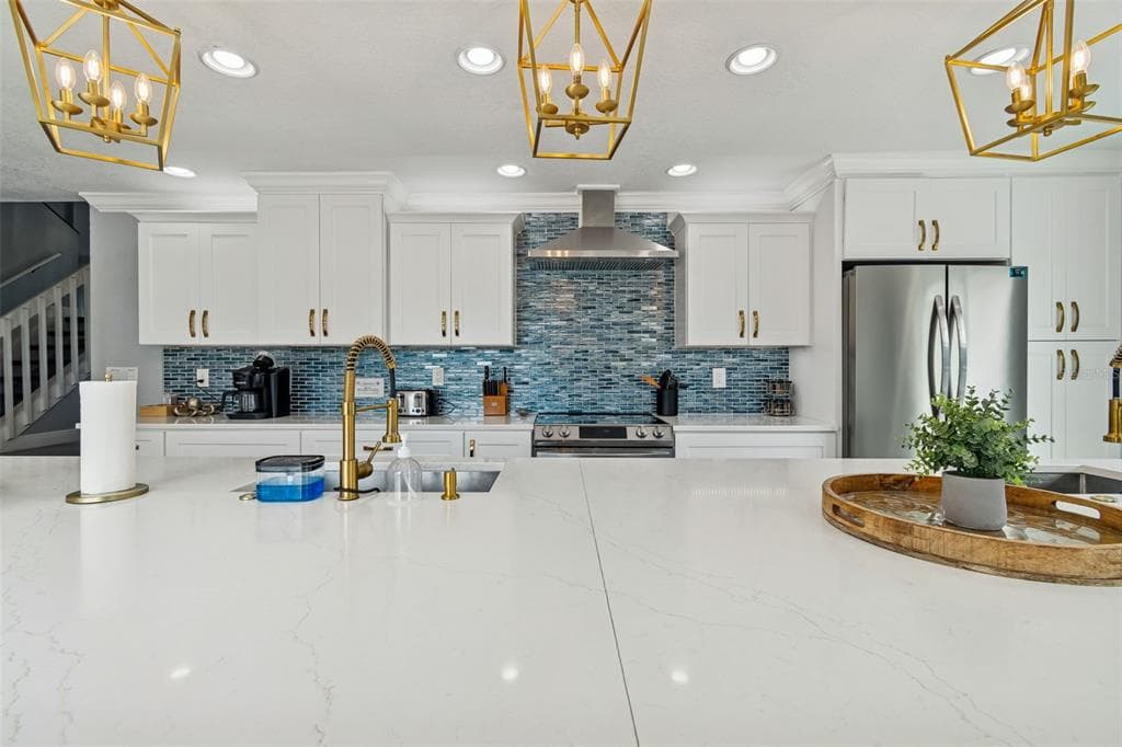 330 6TH AVENUE, INDIAN ROCKS BEACH, FL 33785 — zdjęcie 5