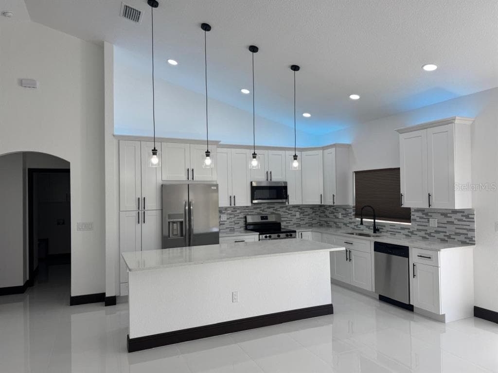4090 SE 134TH PLACE, BELLEVIEW, FL 34420 — zdjęcie 5