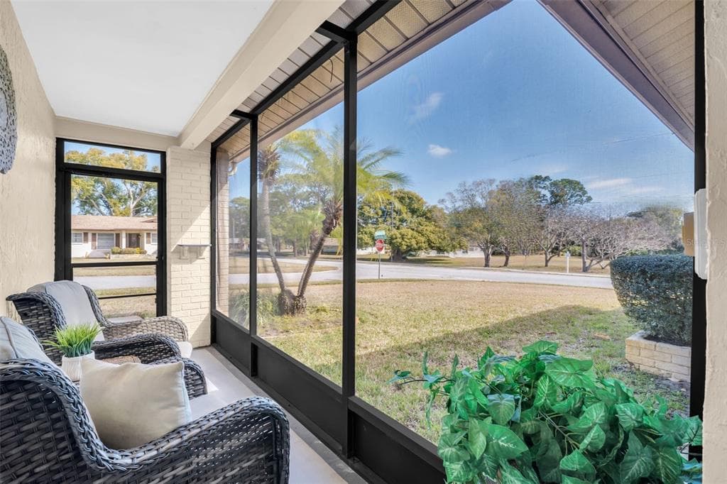 102 STAFFORD DRIVE, PALM HARBOR, FL 34684 — zdjęcie 3