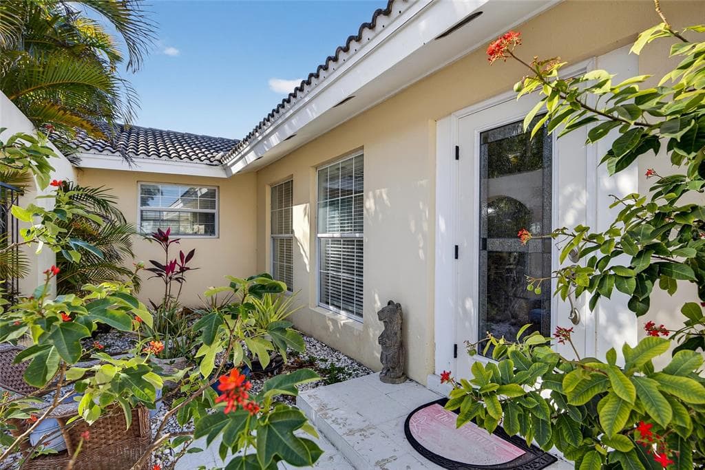 523 VIA CINTIA, PUNTA GORDA, FL 33950