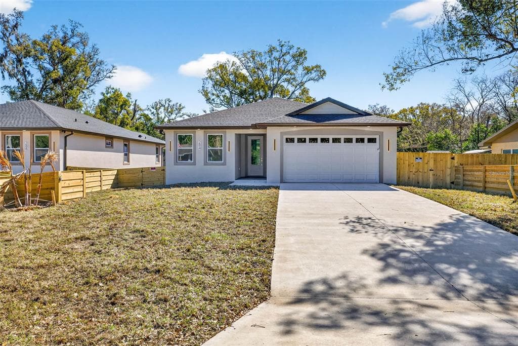 284 ROOSEVELT AVENUE, MASARYKTOWN, FL 34604 — zdjęcie 4