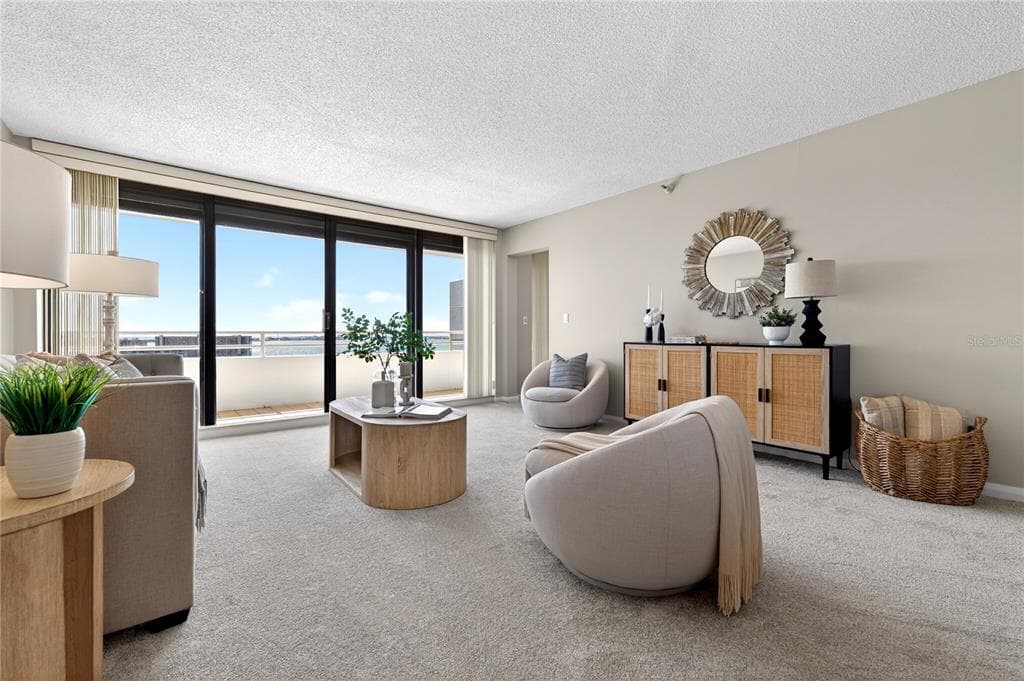 5950 PELICAN BAY PLAZA S # 2E, GULFPORT, FL 33707