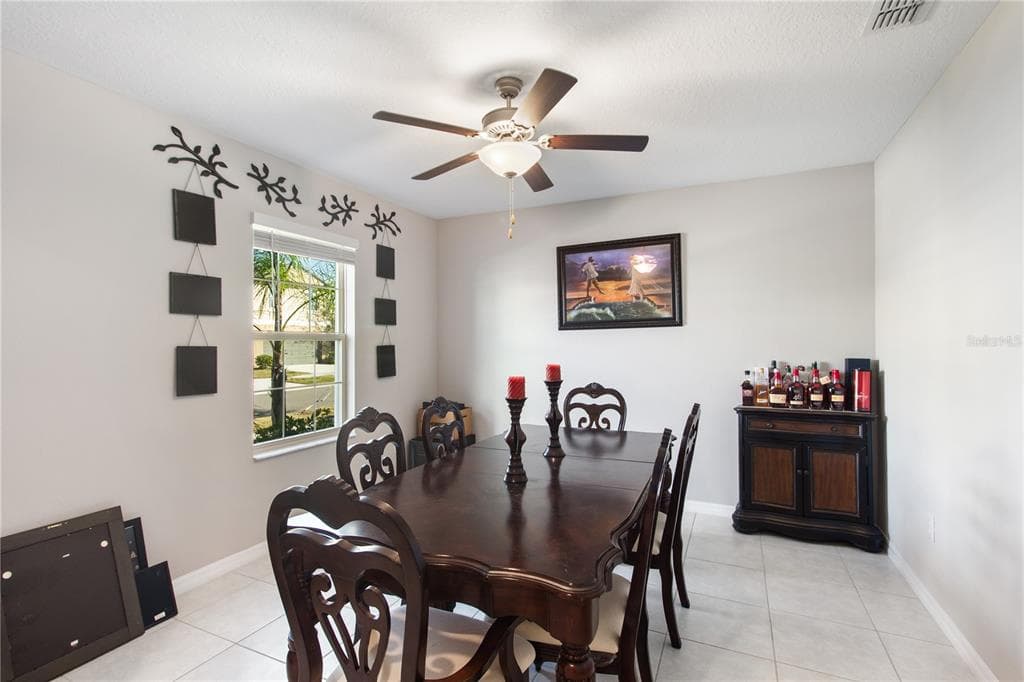 15541 COLT CREEK PLACE, SUN CITY CENTER, FL 33573 — zdjęcie 4