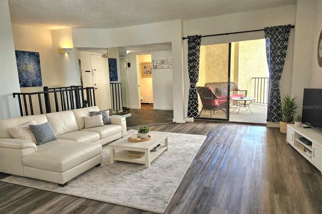 602 LIME AVENUE # 203, CLEARWATER, FL 33756 — zdjęcie 4